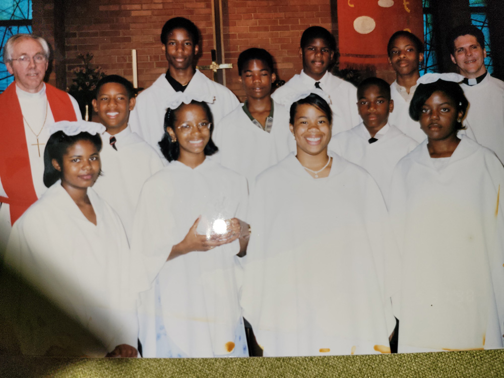 Confirmation-Class_at_Cross-of-Calvary-Lutheran-Church